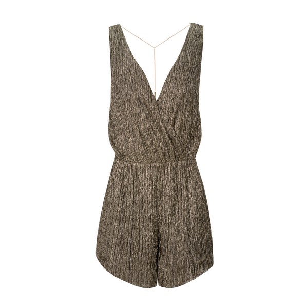 Pull & Bear Launches Its New Party Collection , Full of Details for Casual , Fun Nights Out